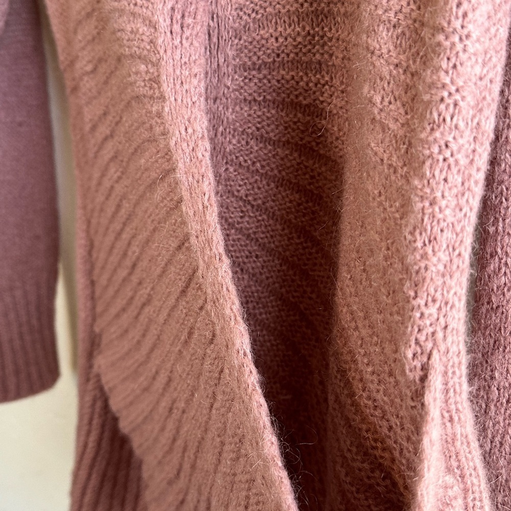 Berretti Made in Italy Cozy Mauve Pink Cowl Neck Mohair Wool Sweater Sz M - Picture 6 of 12